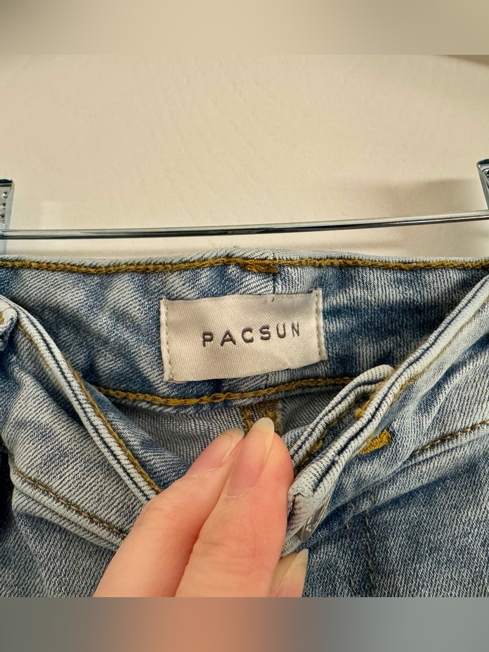 PacSun Curve Straight Light Wash Jeans Women’s Size 27 - Picture 4 of 11